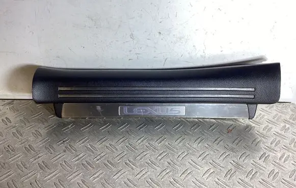Lexus LS 460 - 600H Rear sill trim cover 6791850181