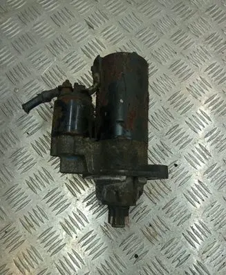 Volkswagen Golf IV Starter motor