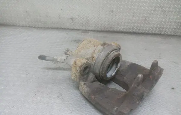Volvo C30 Front brake caliper