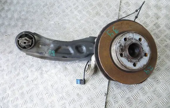 Mercedes-Benz A W176 Stub axle 