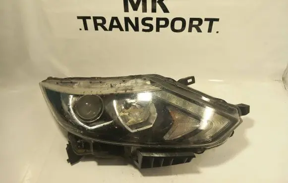 Nissan Qashqai Headlight/headlamp 10018013