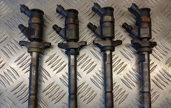 Citroen Berlingo Fuel injectors set 0445110297