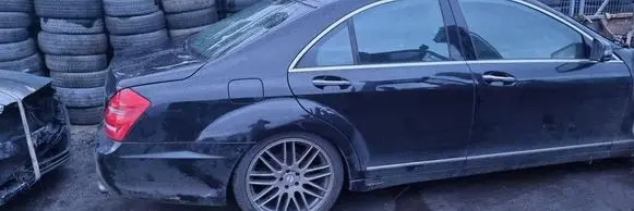 Mercedes-Benz S W221 Door (2 Door Coupe) brak
