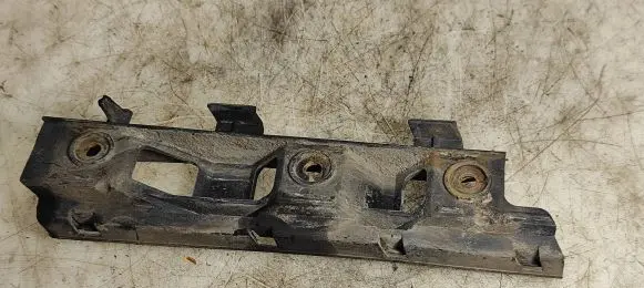 Volkswagen PASSAT B6 Front bumper mounting bracket 3C0807183