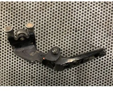 Volkswagen Transporter - Caravelle T6 Sliding door middle roller runner 7E0843336A 20MC1516
