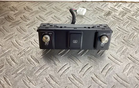 Lexus LS 460 - 600H Seat heating switch 1862E48 15C980