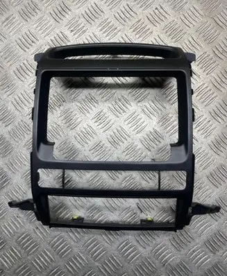 Toyota Land Cruiser (J120) Radio/GPS head unit trim 5541260230