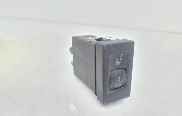 Volkswagen PASSAT B5 Seat heating switch 3B0963563A