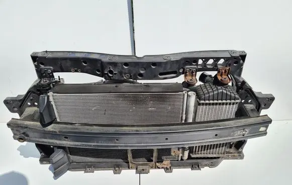 Hyundai i20 (PB PBT) Radiator support slam panel