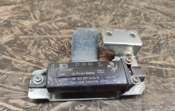 Maserati Quattroporte Tire pressure control unit 224562