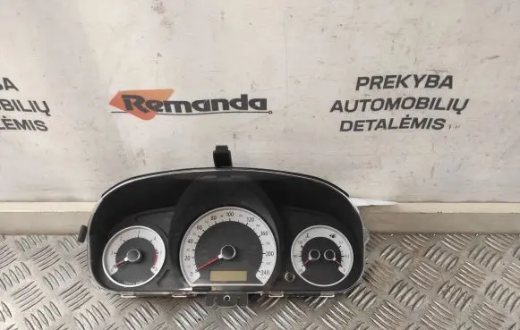 KIA Ceed Speedometer (instrument cluster) 940031H135