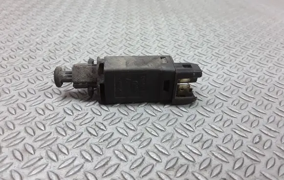 Volkswagen Transporter - Caravelle T4 Brake pedal sensor switch 191945515