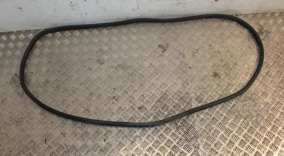 Volkswagen Amarok Rear door rubber seal (on body) 2H7839911H 2H7839911