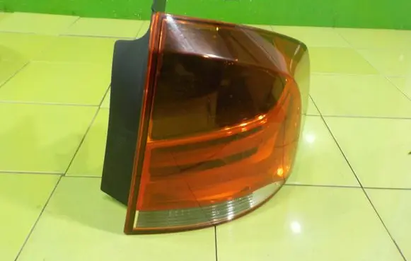 BMW X1 E84 Rear/tail lights 2992478 18AB23