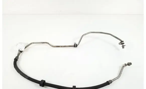 Gearbox oil cooler pipe/hose