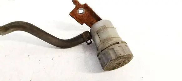 Honda Accord Brake fluid reservoir