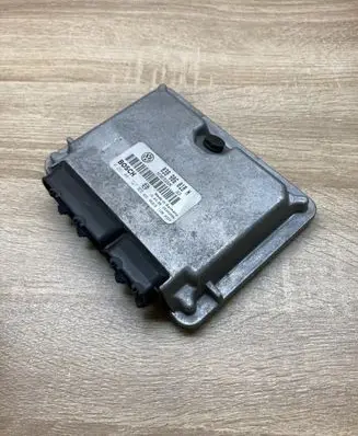 Volkswagen PASSAT B5 Engine control unit/module ECU 038906018N 0281001727