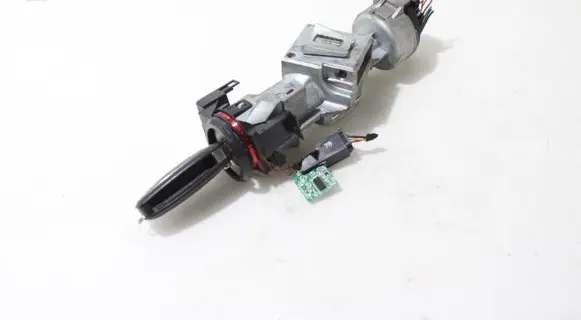 Ford Focus Ignition lock
