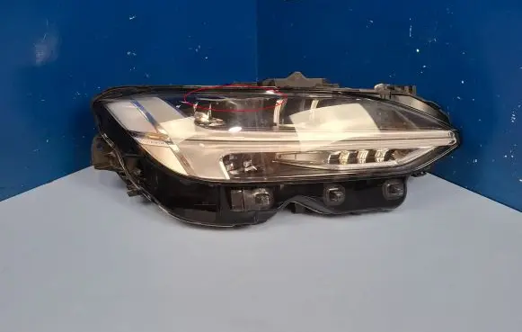 Volvo S90, V90 Headlight/headlamp 31655929 89915456