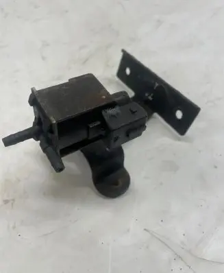 Volkswagen Multivan T4 Turbo solenoid valve PA6GF30