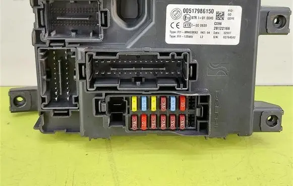 Fiat Grande Punto Comfort/convenience module 00517986150