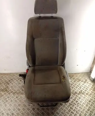 Volkswagen Transporter - Caravelle T5 Front driver seat 