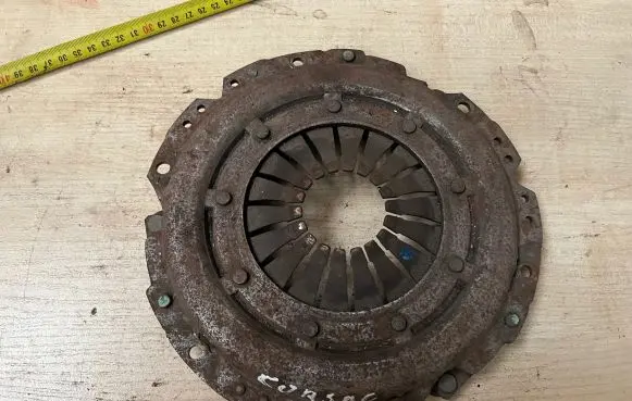 Opel Corsa C Pressure plate 