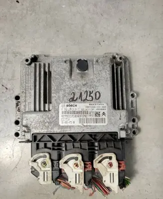 Peugeot 308 Engine control unit/module 9805947380 0281019817