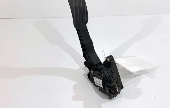 Renault Master III Accelerator throttle pedal 180101626R