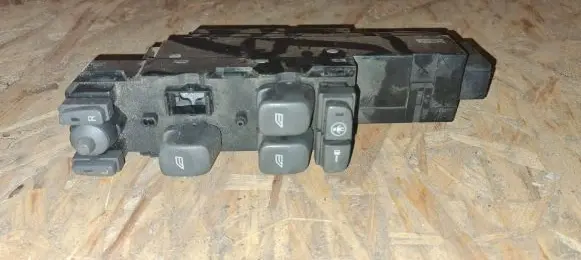 Volvo S80 Electric window control switch