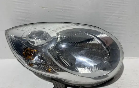 Citroen C1 Headlight/headlamp 811100H050
