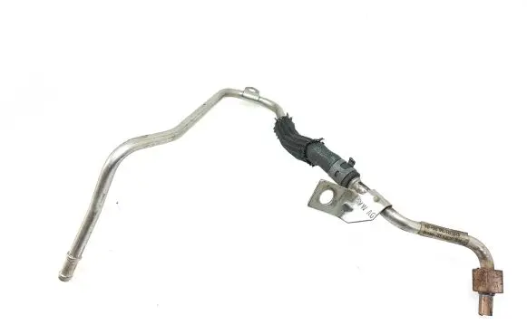 Audi A3 S3 8V Engine coolant pipe/hose 04L131582B