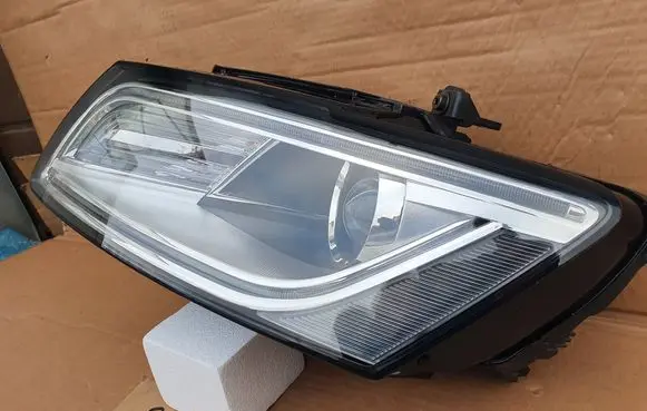 Audi Q5 SQ5 Headlight/headlamp 8R0941005 90038850