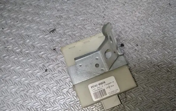 Toyota Avensis T250 Door central lock control unit/module 8974105070