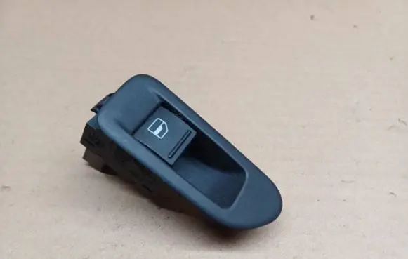 Volkswagen Golf VI Electric window control switch 5K4868345 57531
