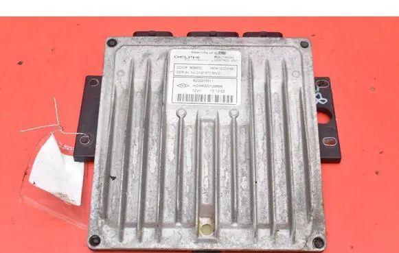 Nissan Almera Tino Engine control unit/module ECU 8200275911