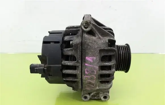 Renault Megane I Generator/alternator 8200103744