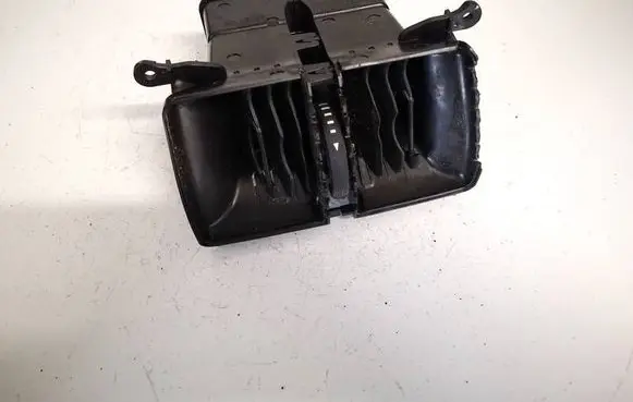 Volkswagen PASSAT B7 Dash center air vent grill 3c0819203