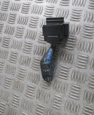Ford Focus Indicator stalk 4M5T-13335-BD