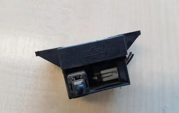 Honda CR-V Front door sensor 5F28