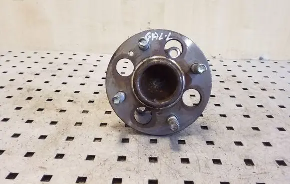 KIA Rio Rear wheel hub
