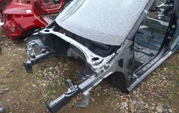 Front quarter panel