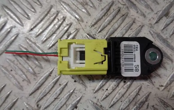 Peugeot 108 Airbag deployment crash/impact sensor 898310H040