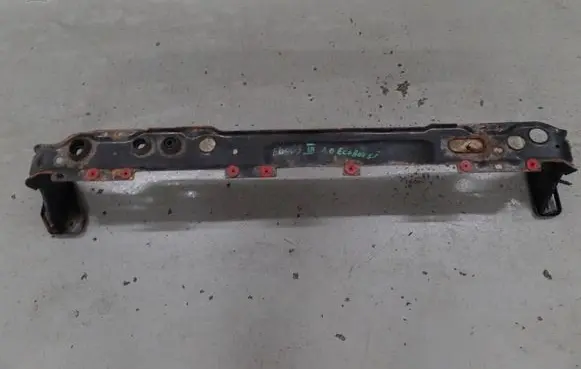 Ford Focus Front bumper support beam 