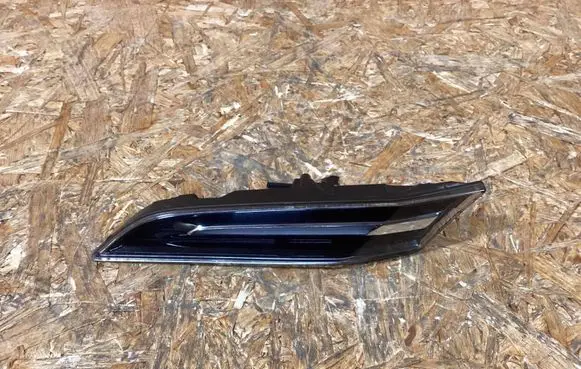 Porsche 911 992 Front fender indicator light 992953041c
