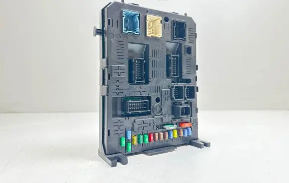 Peugeot 3008 I Comfort/convenience module 966689538001 20977771 281192462C