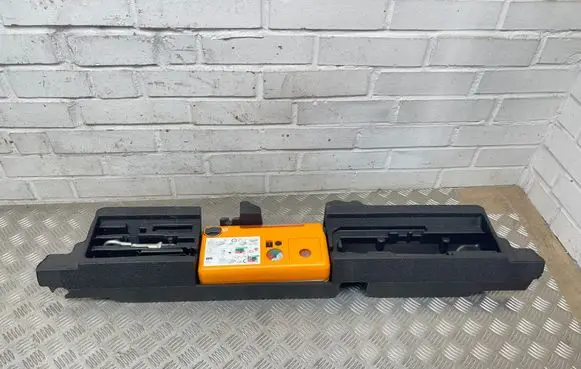 Peugeot 508 Tool set 96734523XZ 9673452377