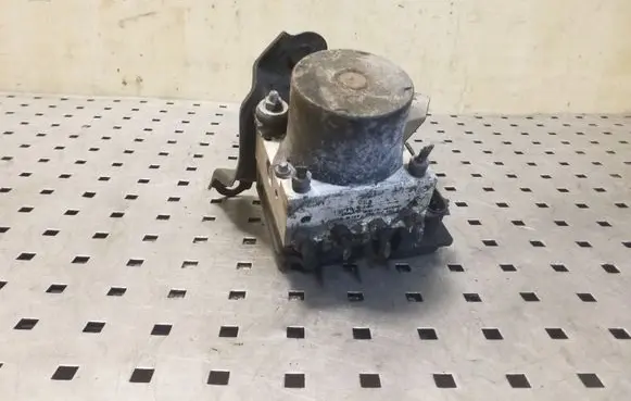 Toyota Avensis T250 ABS Pump 4451005042 0265231464