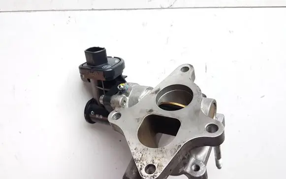 Honda CR-V EGR valve 0120101040 0281006118