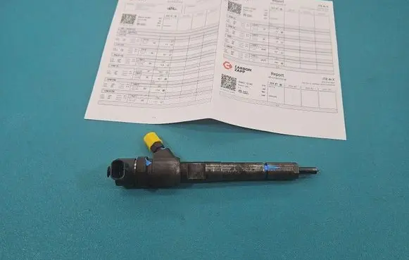 Opel Corsa D Fuel injector 0445110183 IMPRK1511776